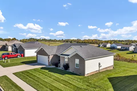 View/Area - 645 Northfork Dr, Berea, KY 40403 photo 1 of 11