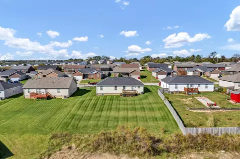 View/Area - 645 Northfork Dr, Berea, KY 40403 photo 4 of 11