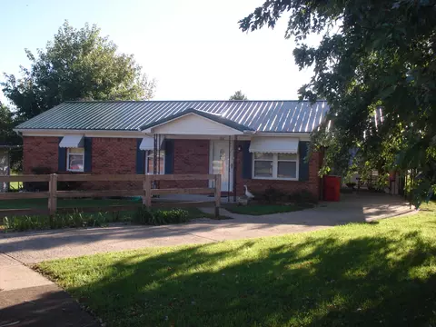 106 Dogwood Ct, Cynthiana, KY 41031
