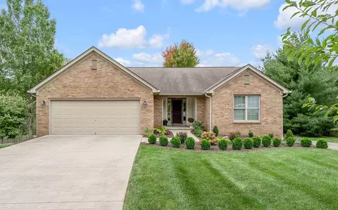 252 Shaw Ct, Versailles, KY 40383