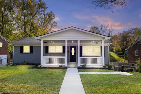 1320 Ox Hill Dr, Lexington, KY 40517