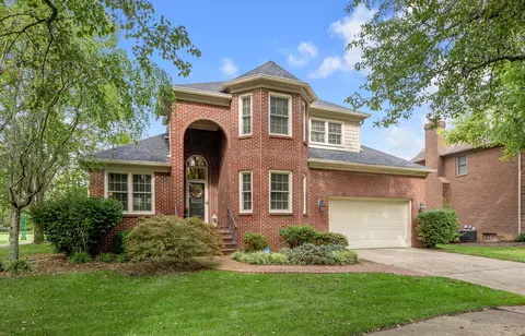 1073 Andover Forest Dr, Lexington, KY 40509