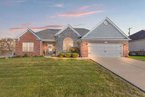 119 Blowing Tree Dr, Georgetown, KY 40324