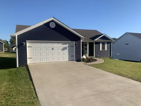 105 Chestnut Ave, Springfield, KY 40069 photo 1