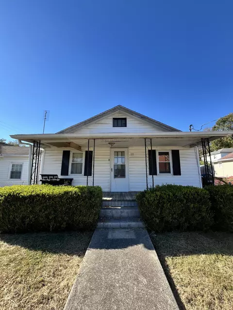 111 Hanover St, Richmond, KY 40475