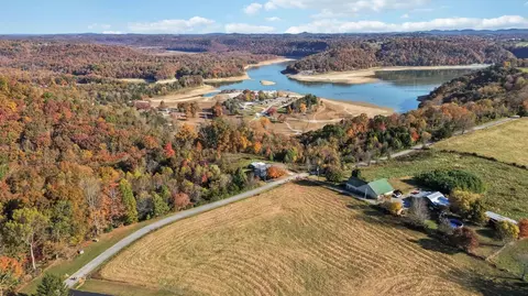847 Todd Rd, Nancy, KY 42544 photo 4