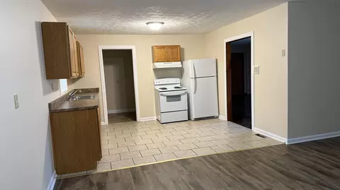 213 Oak St, Berea, KY 40403 photo 10