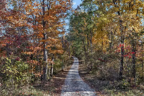 20 Lower Caney Creek Rd, Morehead, KY 40351