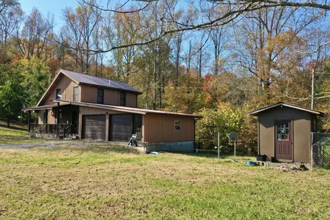 Exterior - 2700 Dal Rd, Williamsburg, KY 40769 photo 3 of 7