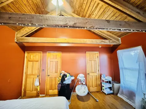 Bedroom - 2700 Dal Rd, Williamsburg, KY 40769 photo 2 of 6