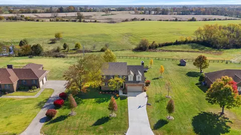 115 Squires Pointe Rd, Paris, KY 40361