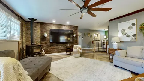 300 Pine St, Berea, KY 40403 photo 7