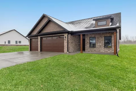 104 Farmers Blf, Nicholasville, KY 40356