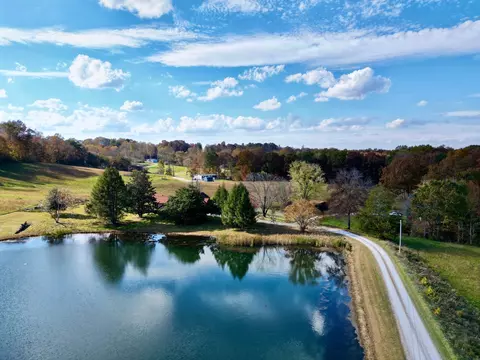 1136 S Hwy 11, Beattyville, KY 41311