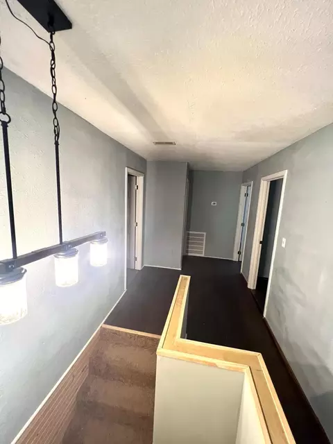 Entry Way - 26 Rio St, Loyall, KY 40854 photo 5 of 8