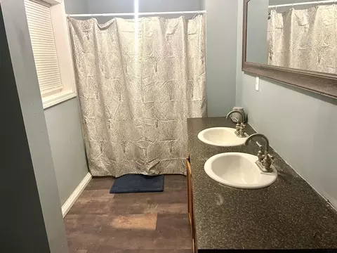 Bath - 26 Rio St, Loyall, KY 40854 photo 7 of 7