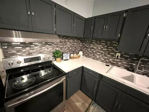 Kitchen - 26 Rio St, Loyall, KY 40854 photo 2 of 7