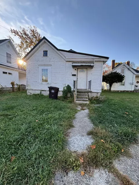 708 Vine Street St, Paris, KY 40361