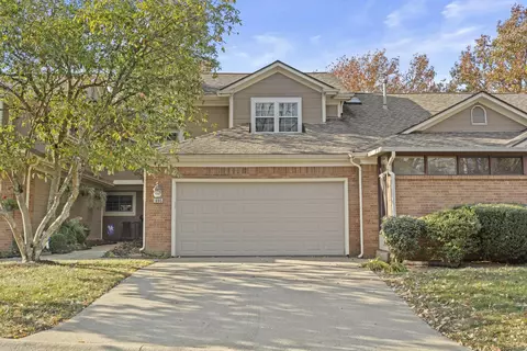 1885 Bridgestone Dr, Lexington, KY 40511