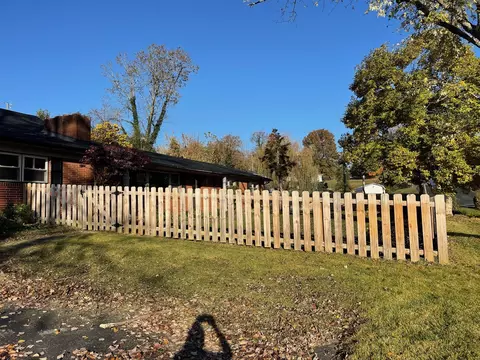 109 Hollywood Dr, Middlesboro, KY 40965 photo 5