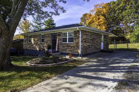 106 Springside Ct, Frankfort, KY 40601