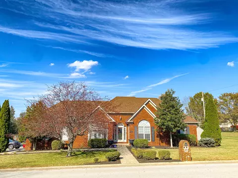 1112 Tamworth Ln, Frankfort, KY 40601