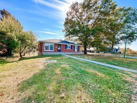 229 Ashland Dr, Frankfort, KY 40601