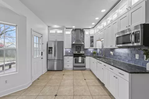 Kitchen - 113 Monticello Dr, Georgetown, KY 40324 photo 1 of 3