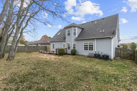 Exterior - 113 Monticello Dr, Georgetown, KY 40324 photo 2 of 6