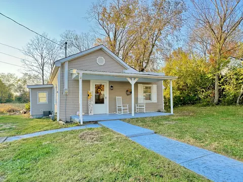 102 Darst St, Stanford, KY 40484