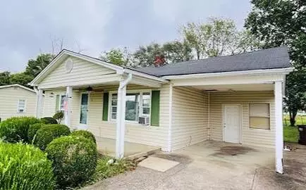 48 West St, Crab Orchard, KY 40419