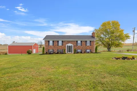 6938 Lexington Rd, Lancaster, KY 40444