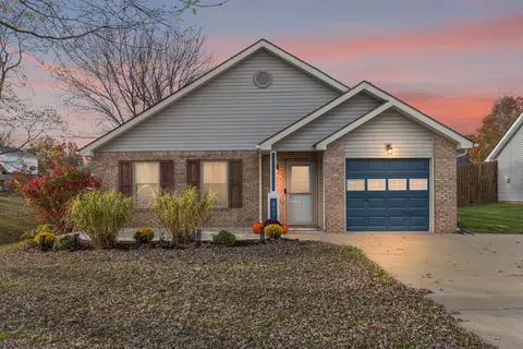 317 Sandstone Dr, Frankfort, KY 40601