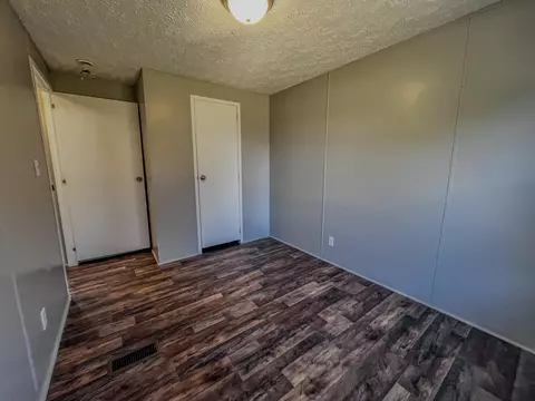 Bedroom - 53 Cecilia Dr, Corbin, KY 40701 photo 5 of 6