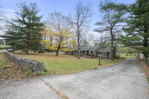 2965 Mccracken Pike, Versailles, KY 40383