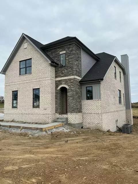 171 Blackberry Ln, Georgetown, KY 40324