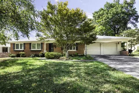 504 Southland Dr, Versailles, KY 40383