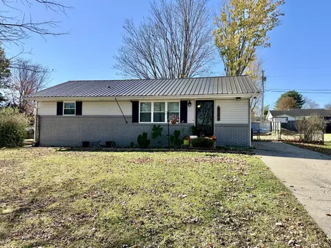 5110 Maple Grove Dr, Somerset, KY 42501