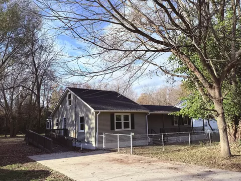 407 Newton St, Midway, KY 40347
