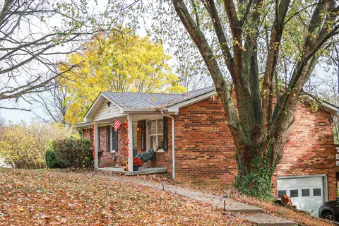 428 Opossum Kingdom Rd, Berea, KY 40403