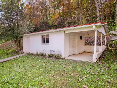47 Mckenzie Addition, Van Lear, KY 41265 photo 29