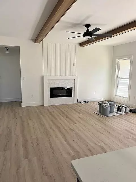 Living - 18 Grayson Dr, Morehead, KY 40351 photo 3 of 3
