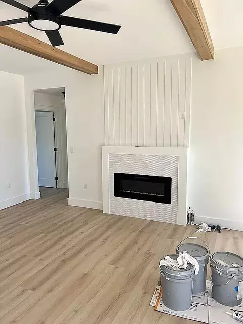 Living - 18 Grayson Dr, Morehead, KY 40351 photo 2 of 3