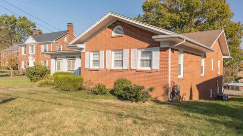475 Beaumont Ave, Harrodsburg, KY 40330