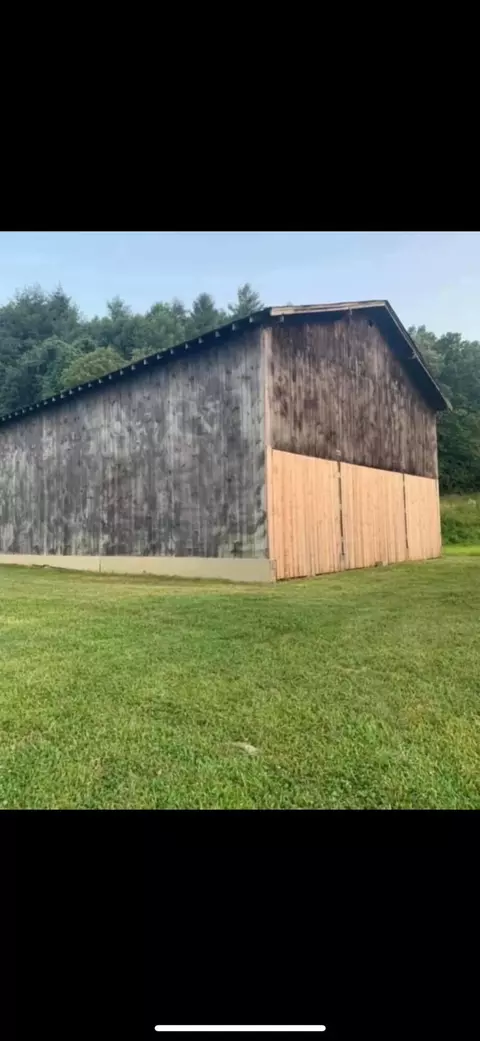 4895 Campton Baptist Rd, Campton, KY 41301 photo 2