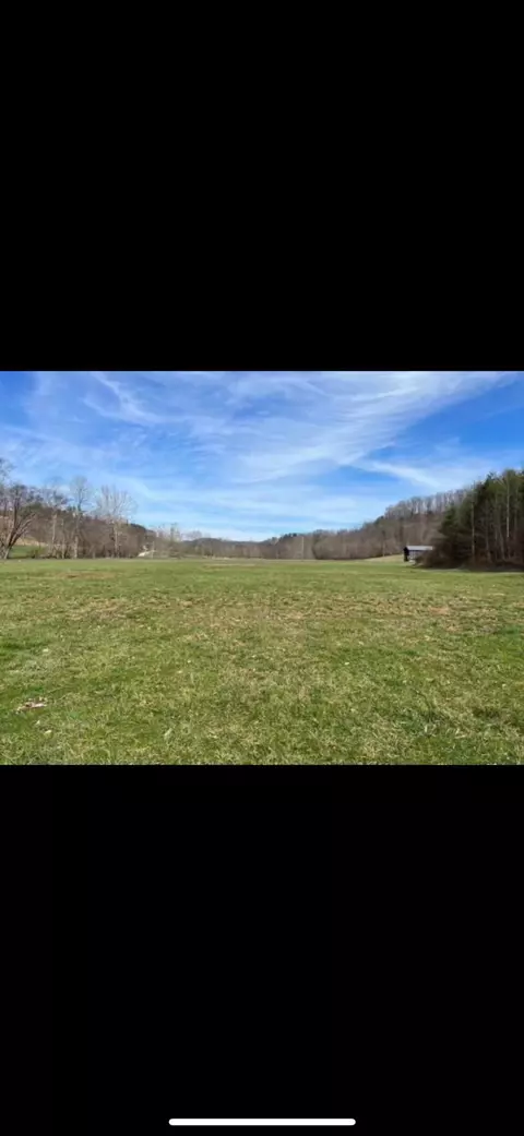 4895 Campton Baptist Rd, Campton, KY 41301 photo 7
