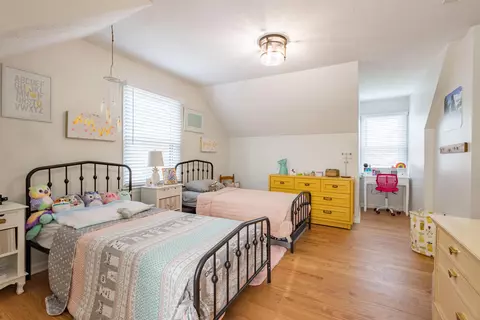 Bedroom - 3374 Snaffle Rd, Lexington, KY 40513 photo 8 of 9