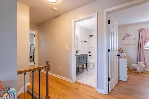 Entry Way - 3374 Snaffle Rd, Lexington, KY 40513 photo 4 of 6