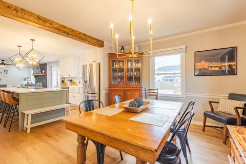 Dining - 3374 Snaffle Rd, Lexington, KY 40513 photo 2 of 5