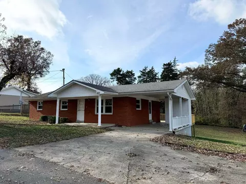 237 E French Ave, Burnside, KY 42519 photo 2